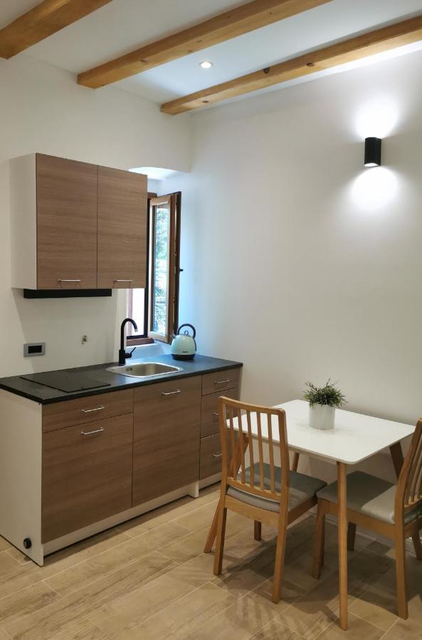 Apartmani Rosa I Linda Rijeka Exterior foto